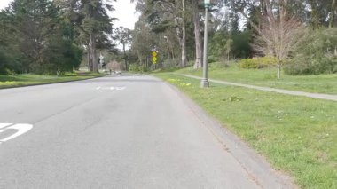 5-15-2022: San Francisco, Kaliforniya, ABD: Bisiklet Altın Kapı Parkı 