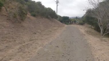 5-5-2024: Sausalito, California, ABD: Marin ilçesinde bisiklet parkuru