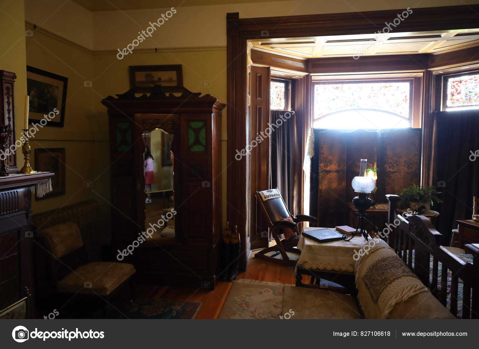 Discover the Elegance of Craigdarroch Castle, image size:1600x1167