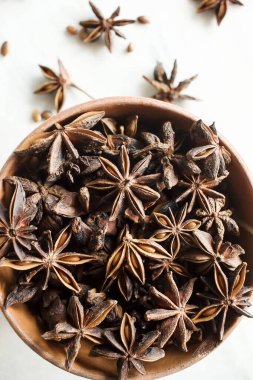 Kuru yıldız anason ve kil kasede anason tohumları