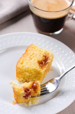 Mısır unu (Fuba) Bolo de Fuba, seçici odaklı Brezilya mısır keki