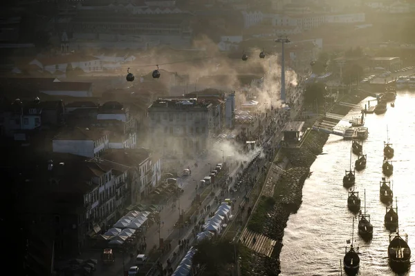 Panorama Van Bewolkte Vila Nova Gaia Gouden Zonsondergang Porto Portugal — Stockfoto
