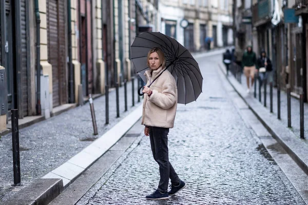 Woman Umbrella Stands Street Porto Portugal — Stock Photo, Image