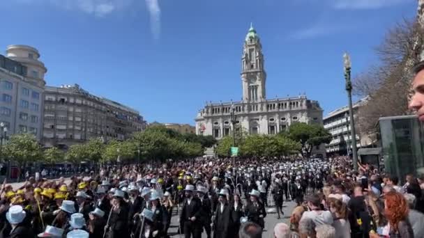 Porto Portugal May 2023 Porto Queima Das Fitas Parade Щорічне — стокове відео