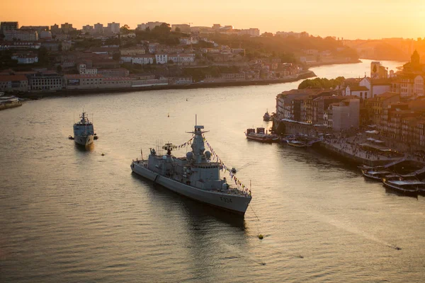 Porto ポルトガル 2023年5月19日 船舶Nrpドム フランシスコ アルメイダは 海軍記念日を祝うためにポルトにあります 2009年にオランダ海軍の多目的フリゲートがポルトガル海軍に売却された — ストック写真