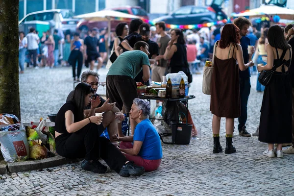 ポルトガルのポルト 2023年6月23日 祭典中にフェスタ ジョアオ 真夏の祭り 聖ヨハネのイブです 市内では6世紀以上前から祭りが行われている — ストック写真