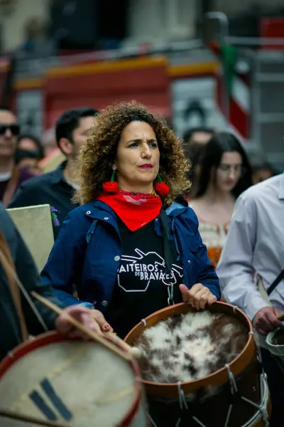 Porto Portugal Abr 2024 Desfile Libertad Durante Celebración Los Años Imágenes De Stock Sin Royalties Gratis
