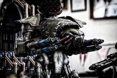 Aranan tarafta olmak istemem.