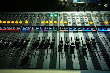 Tasarım amacı için ses kontrol panelinin kapatılması