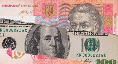 Tasarım amaçlı 10 URainian Hryvnia banknotundan geçen 100 dolarlık banknot.