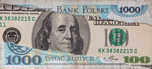 Банкнота 100 Долларов Через Разорванную 1000 Польских Злотых Банкноту Дизайнерских — стоковое фото