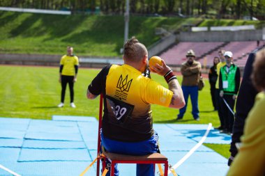 Lviv, Ukrayna - 29 Mayıs 2023: Invictus Games Ukrayna 2023, Lviv. Atletizm. Atış.