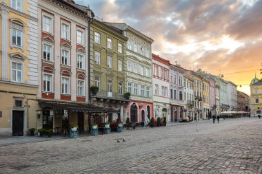 Lviv, Ukrayna - 6 Mayıs 2023: Lviv Pazar Meydanı