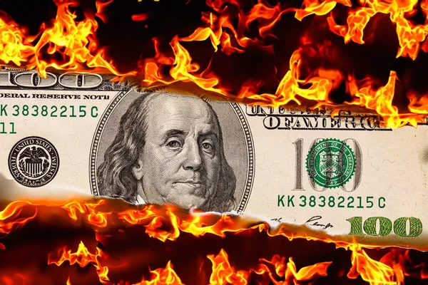 100美元钞票 用于火焰镜设计目的 — 图库照片