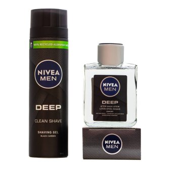 Berlin, Almanya - 30 Haziran 2023: Nivea Men Deep Clean Traş jeli ve Tıraş losyonundan sonra beyaz arka planda
