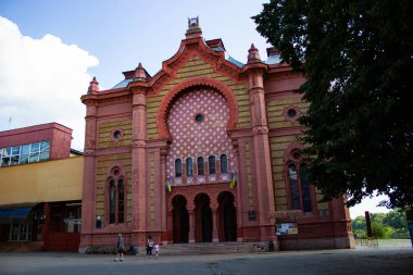 Uzhhorod, Ukrayna - 24 Ağustos 2023: Eski Uzhhorod Sinagogu, şimdi Transcarpathian Bölgesel Filarmoni Orkestrası