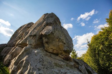 Tustan Kalesi - Urych, Ukrayna 'da ulusal öneme sahip arkeolojik ve doğal anıt