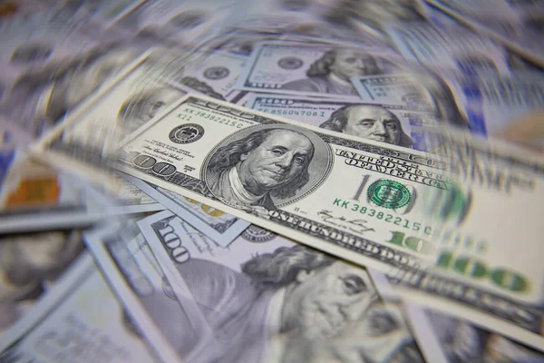 Tasarım amaçlı 100 dolarlık banknotlar