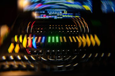 Işık efektli aydınlatma teknisyeni ekipmanı