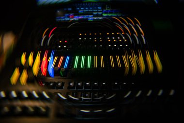 Işık efektli aydınlatma teknisyeni ekipmanı