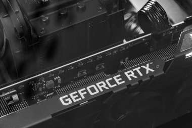 Lviv, Ukrayna - 4 Kasım 2023: ASUS TUF Oyun grafik kartı GeForce RTX 3060