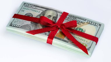 Tasarım amaçlı fiyonklu 100 dolarlık banknotlar