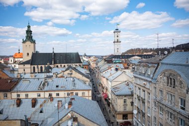 Lviv, Ukrayna - Mayıs 2021: İHA 'dan Lviv' e panoramik hava görüntüsü