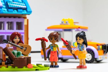 Billund, Danimarka - 1 Şubat 2024 Lego Arkadaşları Mobil Evi