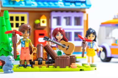 Billund, Danimarka - 1 Şubat 2024 Lego Arkadaşları Mobil Evi