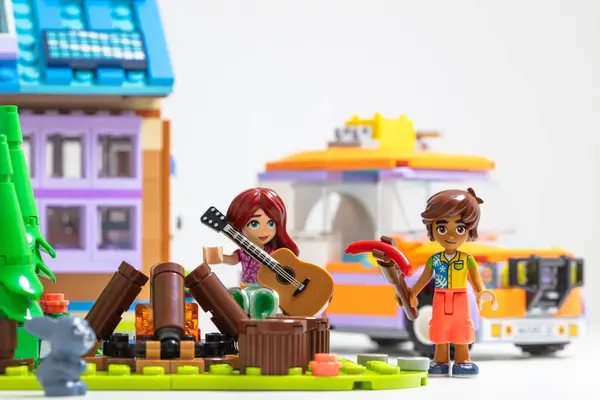 Billund, Danimarka - 1 Şubat 2024 Lego Arkadaşları Mobil Evi