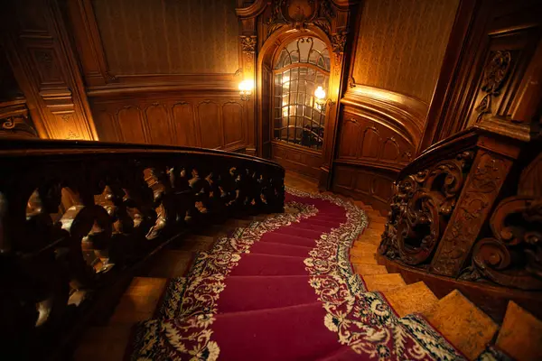 Lviv, Ukrayna - 27 Mart 2024: Lviv Bilim Adamları Evi (eski soylu kumarhane))