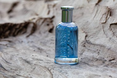 Lviv, Ukrayna - 8 Nisan 2024 Hugo Boss Şişe Tonik Eau de tuvalet şişesi