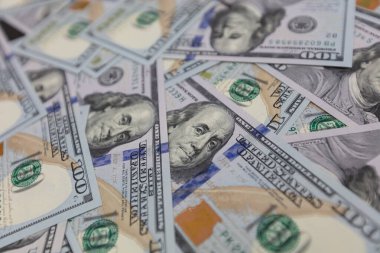 Tasarım amaçlı 100 dolarlık banknotlar