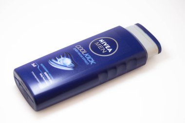 Lviv, Ukrayna - 1 Mayıs 2024: Nivea Men Cool Kick 3in1 duş jeli