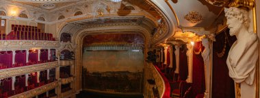 Lviv, Ukrayna - 21 Haziran 2024: Lviv Ulusal Opera İçişleri