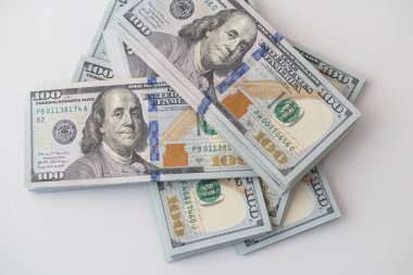 Tasarım amaçlı 100 dolarlık banknotlar