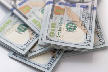 Tasarım amaçlı 100 dolarlık banknotlar