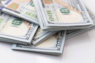 Tasarım amaçlı 100 dolarlık banknotlar