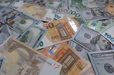 Tasarım amacı için ABD doları ve euro banknotları