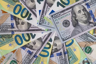 Tasarım amaçlı 100 dolar ve 100 avroluk banknotlar