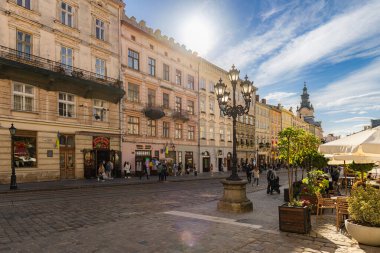 Lviv, Ukrayna - 2 Ekim 2024: Lviv, Ukrayna 'da pazar alanı