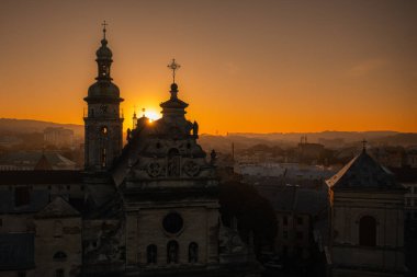 Lviv, Ukrayna - 12 Eylül 2020: İHA 'dan Lviv' e panoramik hava görüntüsü