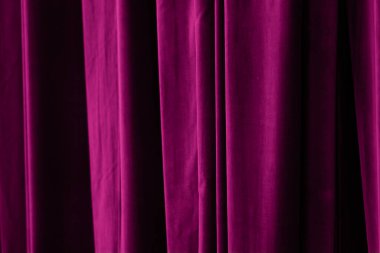 Tasarım amacıyla tiyatro arka planında pembe perde