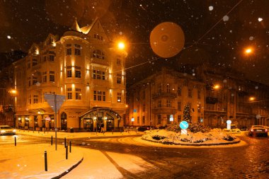 LVIV, UKRAINE - 12 Ocak 2025: Lviv 'deki Atlas Deluxe Oteli