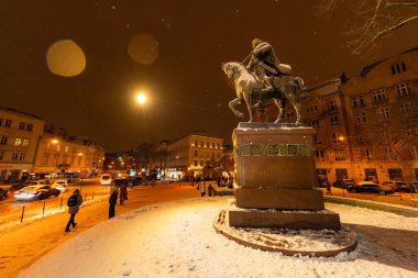 Lviv, Ukrayna - 12 Ocak 2025: Lviv 'deki Danylo Halytskyi Anıtı