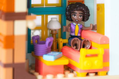 Lviv, Ukrayna - 10 Şubat 2025: LEGO Dost