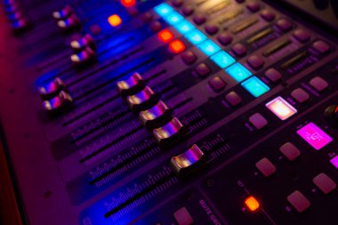 Tasarım amacı için ses kontrol panelinin kapatılması