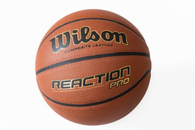 Lviv, Ukrayna - 8 Nisan 2025: Wilson Reaction PRO basketbol
