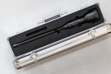 Lviv, Ukrayna - 6 Mayıs 2025: Laowa 24 mm f / 14 Probe Lens