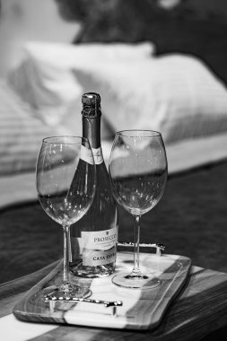 Lviv, Ukrayna - 22 Mayıs 2025: Prosecco Spumante Casa Defra